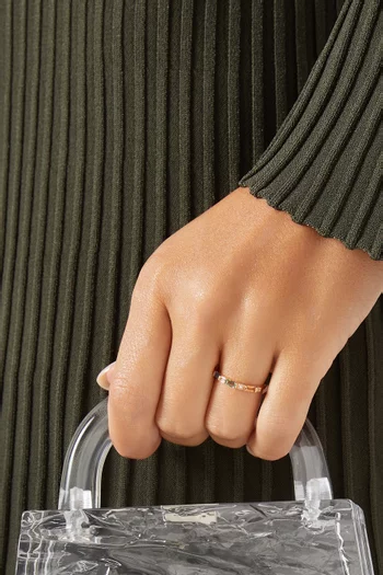 Noor Baguette Sapphire Ring in 18kt Rose Gold