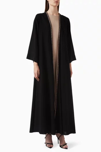 طقم عباية مطرزة