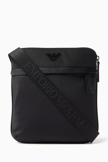 Messenger Bag in Nylon