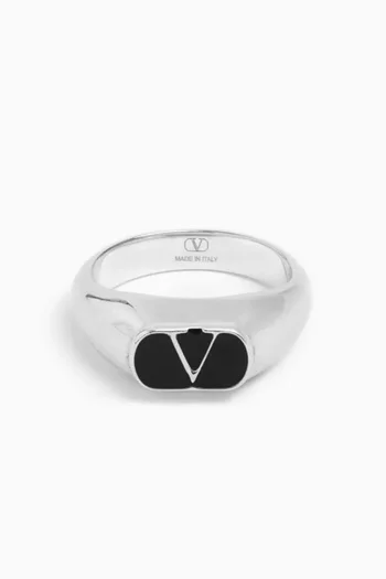 VLogo Signature Chevalier Ring in Metal