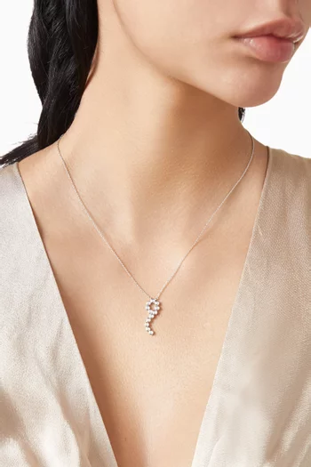 Curved Bar Diamond Pendant Necklace in 18kt Gold