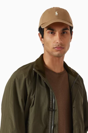 كاب بيسبول كلاسيكي بشعار الماركة من القطن التويل