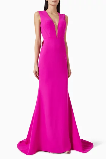 Elin Gown in Crepe