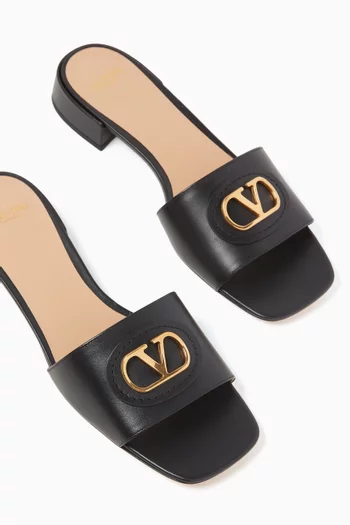VLOGO 20 Signature Slides in Calfskin