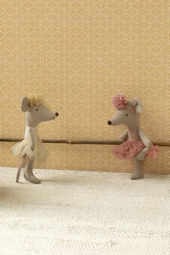دمية بيج سيستر بتصميم فأرة راقصة باليه