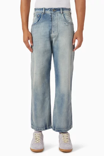 Distressed Jeans in Denim