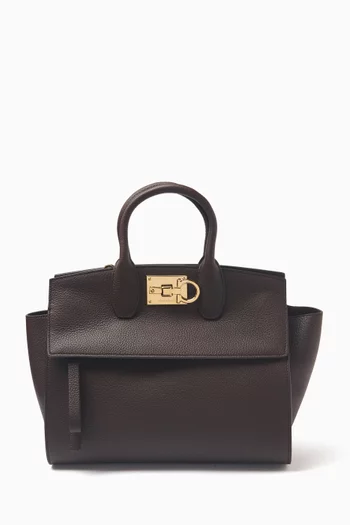 Medium Studio Soft Bag in Leather