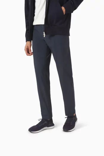 سنيكرز غرافتون من نسيج معالج