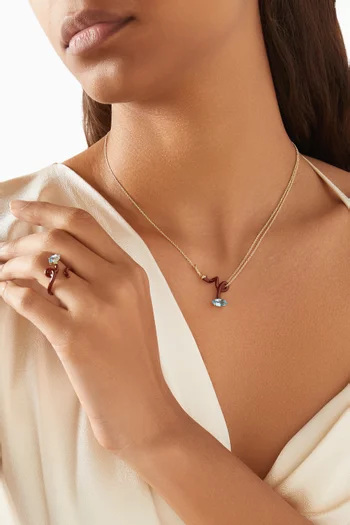 Baby Vine Topaz Curl Necklace in 9kt Gold