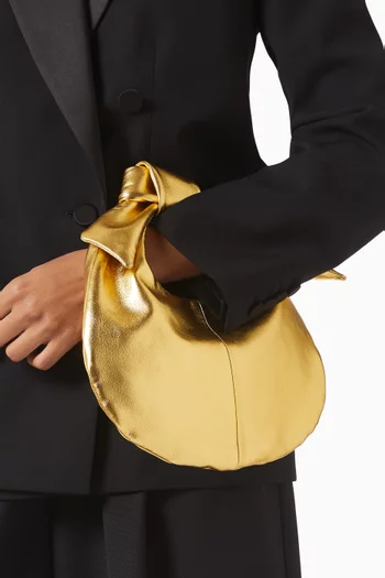 Yumi Clutch Top-handle Bag in Leather