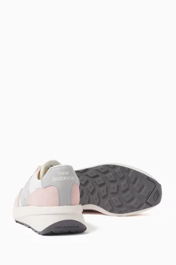 370 Sneakers in Mesh & Suede