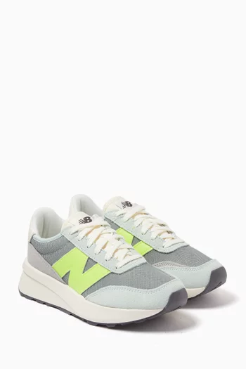 370 Sneakers in Mesh & Suede