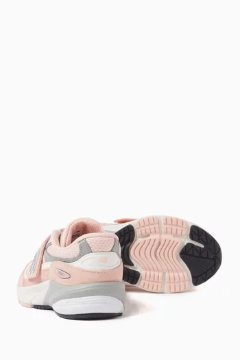 990v6 Hook & Closure Sneakers