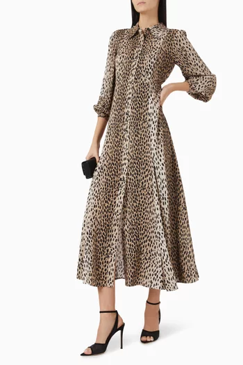 فستان ماديسون بنمط قميص ونقشة جلد الظباء كريب صيني