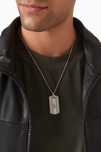 قلادة ستانلس ستيل بدلاية على شكل شارة