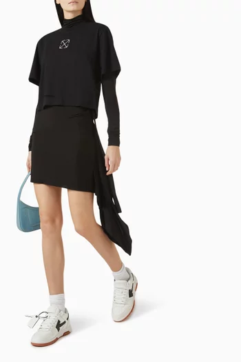 تي شيرت قصير بشعار السهم مطرز بكريستال صغير قطن