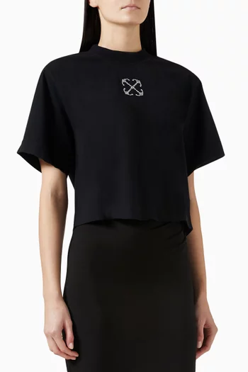 تي شيرت قصير بشعار السهم مطرز بكريستال صغير قطن