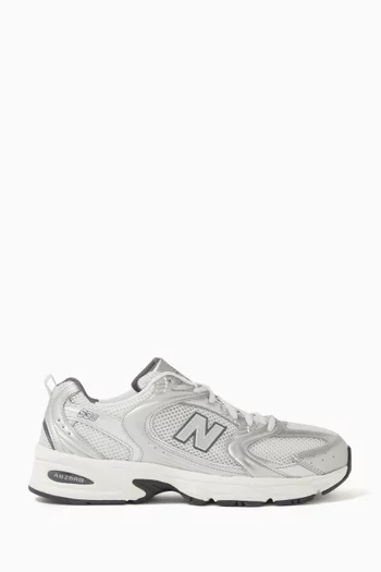 530 Sneakers in Mesh