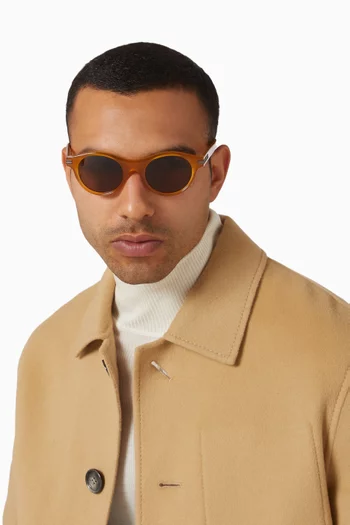 Round Sunglasses in Acetate