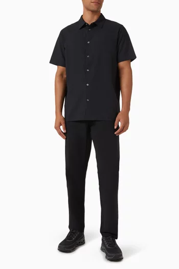 قميص مانهاتن بأزرار بوليستر معاد تدويره