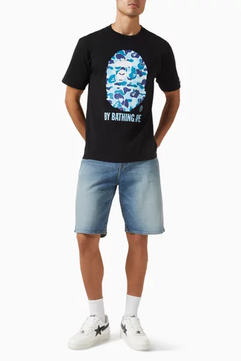 تي شيرت بطبعة by Bathing Ape‏ ونقشة مموهة قطن