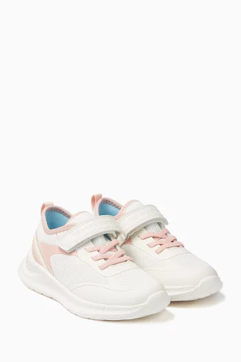 Connor Colour-block Low Cut Sneakers