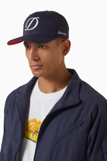 Cursive D Full Fit Cap in Cotton-twill