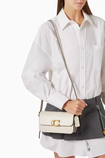 Zoe Shoulder Bag in Leather