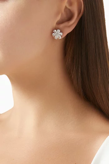 Daisy Stud Earrings in Sterling Silver