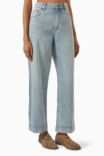 Straight Leg Jeans 334 in Denim