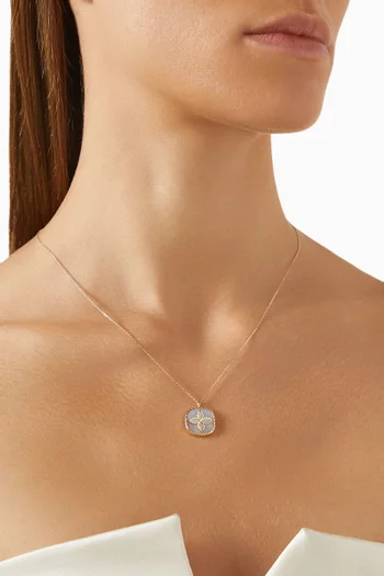 Bowie Moonstone Necklace in 9kt Yellow Gold