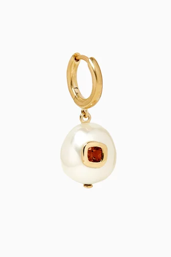 Eddie Garnet & Pearl Single Earring in 9kt Gold