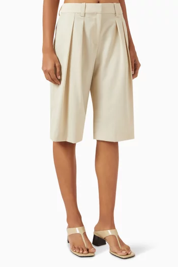 Bilbao Pleated Bermuda Shorts in Woven-fabric