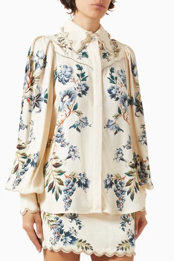 قميص لا مار بتصميم غربي