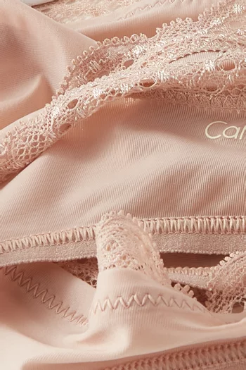 Lace-trim Thong in Stretch-nylon