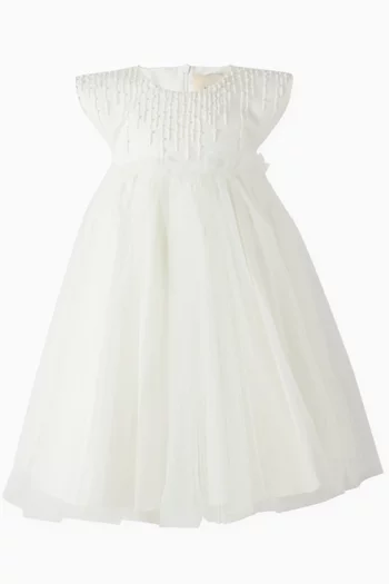 فستان مزين بتطريزات تول