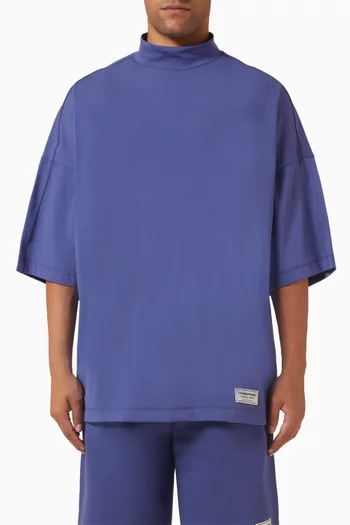 High-neck Exaggerated-sleeve T-shirt in Softskin100©