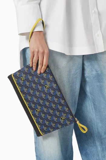 Pochette 29 in Halo Canvas & Leather