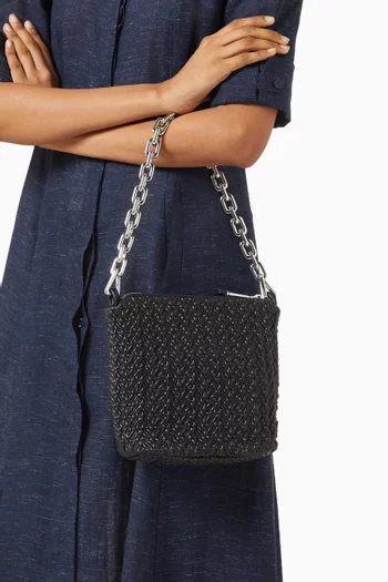 حقيبة هوبو صغيرة جلد بارز الملمس