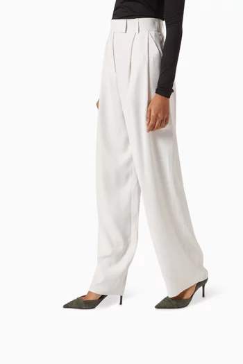 Court Stiletto Pumps in Suede