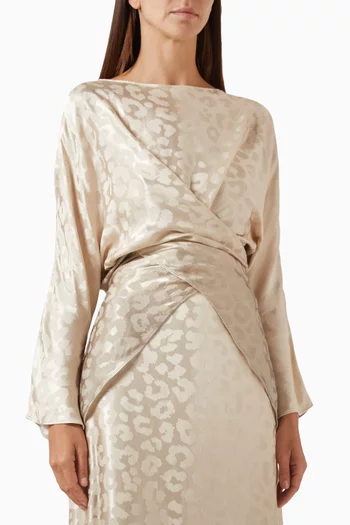 بلوزة بألوان متدرجة وتصميم ملفوف رايون