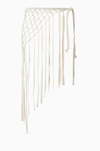 Lola Pareo in Macrame