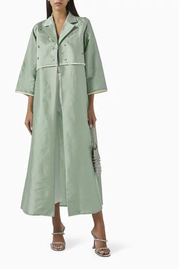 عباية بتطريزات وشيلة