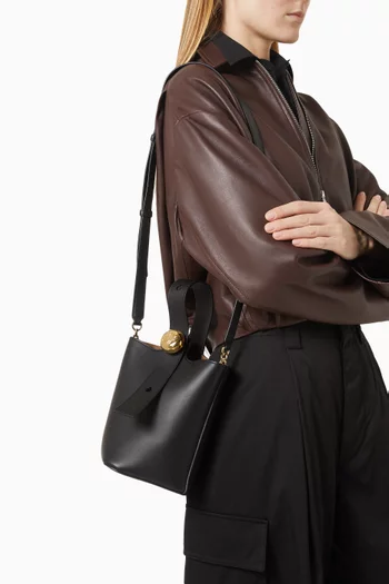حقيبة باكيت ميني جلد عجل بارز الملمس