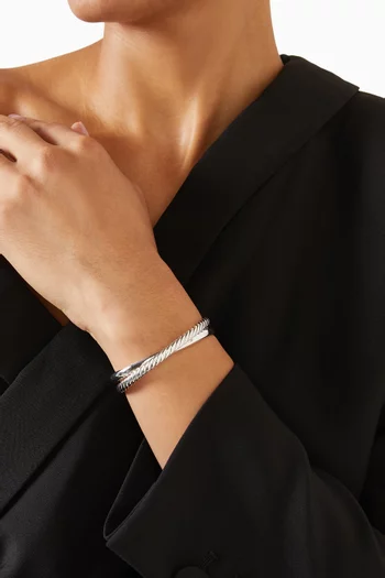 سوار بتصميم متقاطع مفتوح من طبقتين فضة إسترلينية