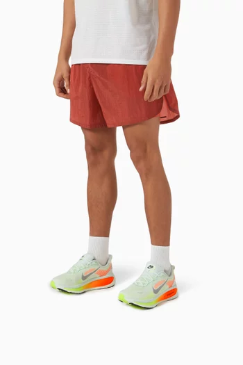 Vomero 18 Sneakers in Mesh