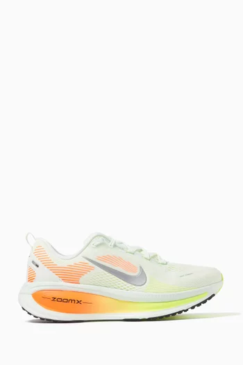 Vomero 18 Sneakers in Mesh