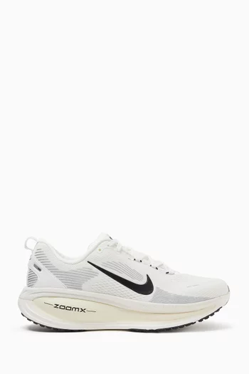 Vomero 18 Sneakers in Mesh