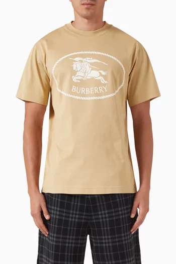 Knight Stamp T-shirt in Cotton