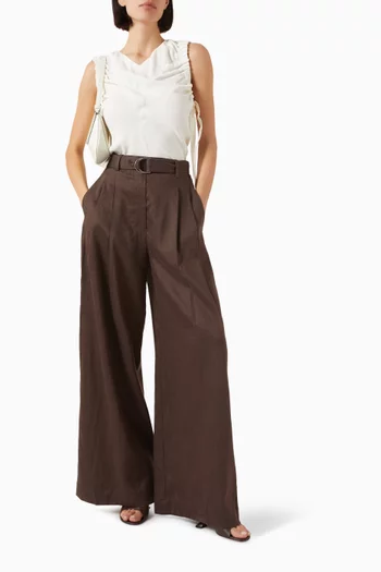 بلوزة بكشكش تويل